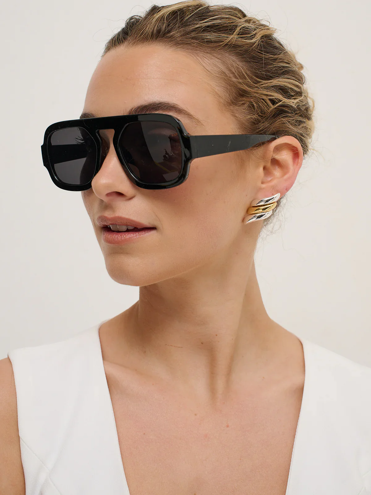 Biggles Sunglasses - Black - Image 4